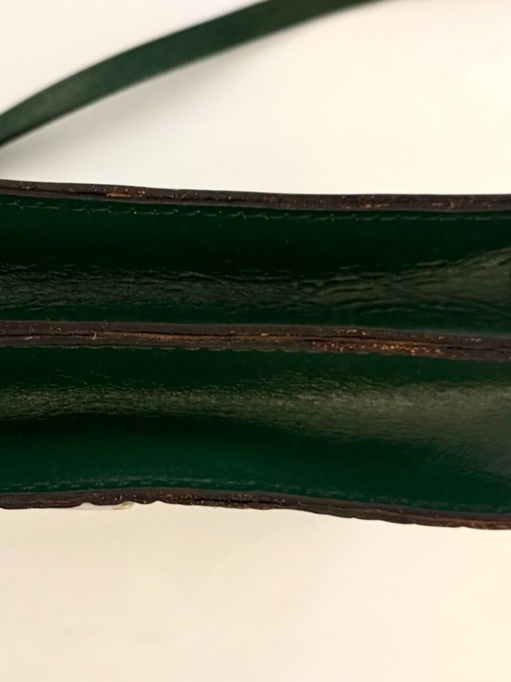 Patricia Nash green tooled leather crossbody purse - Picture 5 of 10